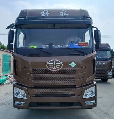 Tyres and Hydraulic Power Steering for Manual Transmission Type Liberation Jh6 Gas Tractor