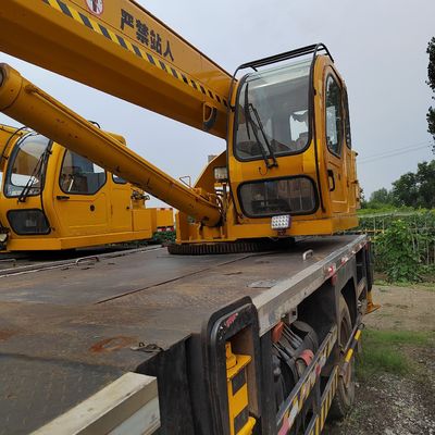 Customizable 18t Hydraulic Boom Truck Crane for Construction Machinery 10245x2496x3450m