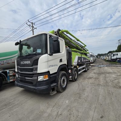 Tyres and Refurbished Pump truk for White Sinotruk Chassis in Front Lifting Style
