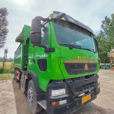 6X4 Sinotruk Dump Truck Chassis Heavy Duty Carbon Steel Cargo Box Engine Capacity 4-6L