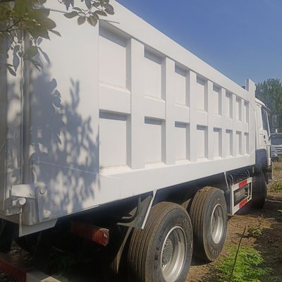 Manual Transmission 371 Horsepower 6X4 Dump Truck with Cnhtc Haowo and Diesel Engine