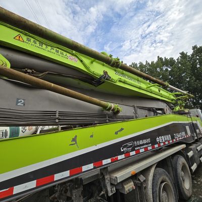 Upgrade Your Construction Projects with Sinotruk Concrete Pump and Hydraulic Steering