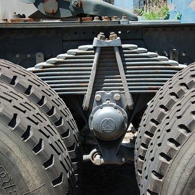 Initial Payment Shacman/Sinotruk/HOWO 371/375/380/400 HP Dump Heavy Duty Towing Truck