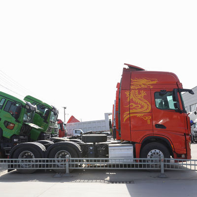 480HP Shacman Heavy Duty HOWO Dump Truck with Hydraulic Steering and Power Assistance