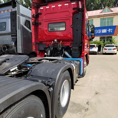 Middle Asia Shacman X5000 6X4 550HP Tractor Head Truck Gcc with and 6.8x2.5x3.8m Size