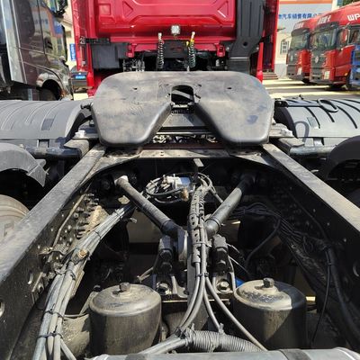 Middle Asia Shacman X5000 6X4 550HP Tractor Head Truck Gcc with and 6.8x2.5x3.8m Size
