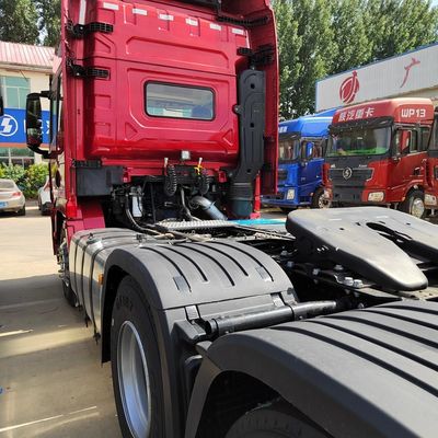 Middle Asia Shacman X5000 6X4 550HP Tractor Head Truck Gcc with and 6.8x2.5x3.8m Size