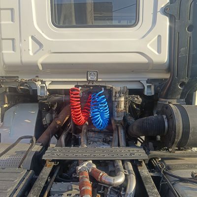 Hydraulic Steering Shacman X3000 Heavy Duty Tractor Trailer for Towing High Horsepower