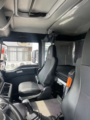 Used 440 Horsepower 8X4 Dump Truck with 7.2-Meter Cargo Capacity and Air Conditioner Cab