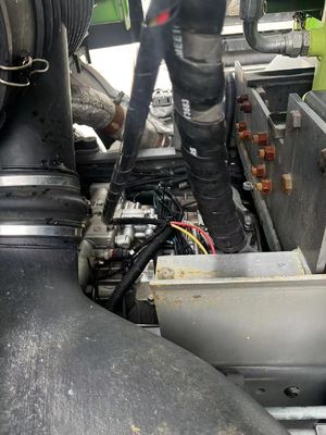 Used 440 Horsepower 8X4 Dump Truck with 7.2-Meter Cargo Capacity and Air Conditioner Cab