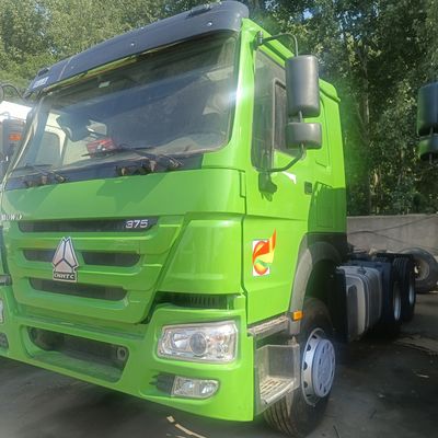 Driver Seat Air Suspension Seat Heavy Duty Towing Tractor Truck 490HP HOWO Customized
