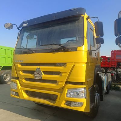 375HP Heavy Duty Tractor Towing Vehicle Euro 3 Emission Standard and Competitive