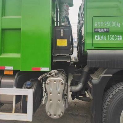 Hydraulic Steering with Power Assistance Customized Color 6X4 Sinotruk Chassis Dump Truck