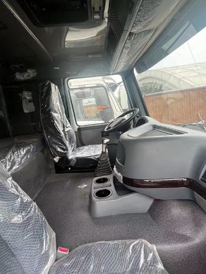 4-6L Engine Capacity Front Lifting Style Hydraulic Power Steering Dump Truck for Dumping
