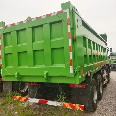 Urban Building Materials Heavy Duty Hongyan Dump Truck with Air Conditioner and Cab