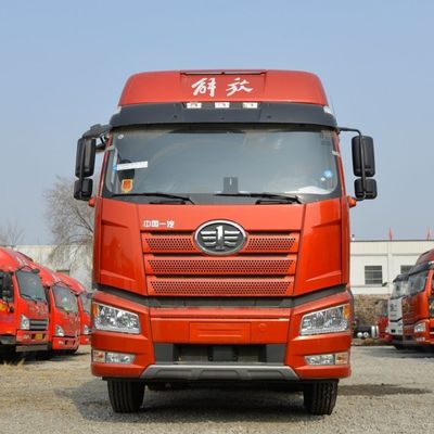 Customization Option Jh6 Heavy Duty 420HP Tractor Truck with Air Suspension Seat