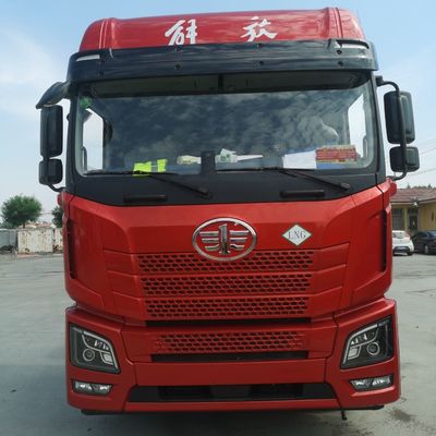 Customized Euro 5 Heavy Duty Air Suspension Tractor Sinotruck Dump Truck Performance
