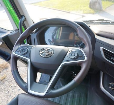 6X4 Drive Wheel Tractor Truck Saic Hongyan Jiehu H6 with Dump Trucks and ≤5 Seats