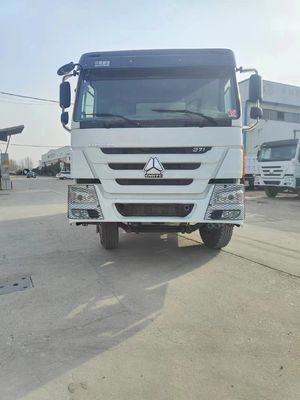 8.5x2.6x3.6m Heavy Duty Dump Truck with Sinotruk Chassis Durable 4-6L Engine Capacity