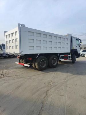8.5x2.6x3.6m Heavy Duty Dump Truck with Sinotruk Chassis Durable 4-6L Engine Capacity