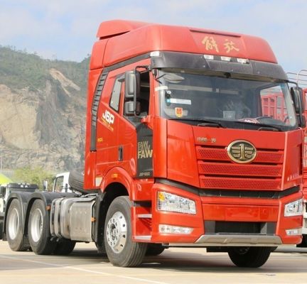 High Load Capacity Used Sinotruk HOWO 450HP 6X4 Trailer Head Tractor Truck in South Africa