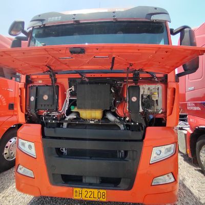 Sinotruk Used Second Hand HOWO Transport Cargo Truck Heavy Duty CNG 6X4 Tractor Truck
