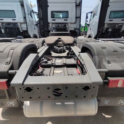 Second Hand Sinotruk Huanghe/ HOWO/ Shacman Towing Semi Trailer Transport Cargo Truck
