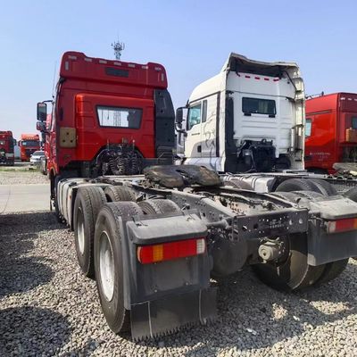 400L Fuel Heavy Duty Tractor Towing Truck with Customized Specifications and Capacity