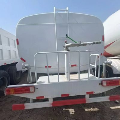 Hydraulic Steering with Power Assistance Heavy Duty HOWO 336 Series Sprinkler Truck