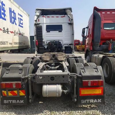 480HP CNG Tractor Truck with Air Suspension Seat Engine Capacity ＞8L 400L Fuel Tank