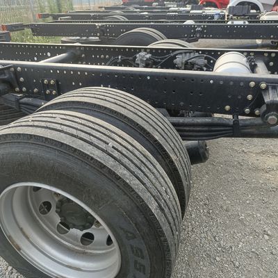Carbon Steel Cargo Box Diesel Tractor Truck for Middle Asia Heavy Duty Applications