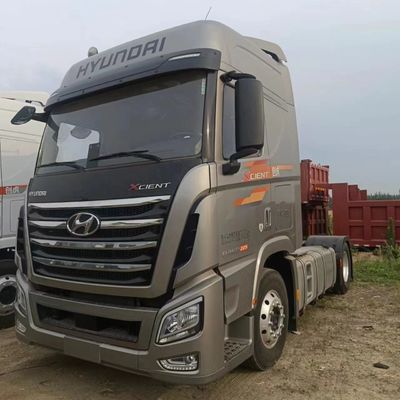 Air Suspension Seat Heavy Duty Tractor Cargo Truck for Long Distance Transportation