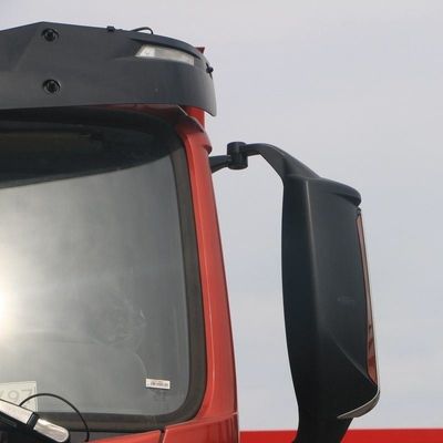 21-30t Carbon Steel Cargo Box FAW 8X4 Truck with Tyres and Hydraulic Power Steering System