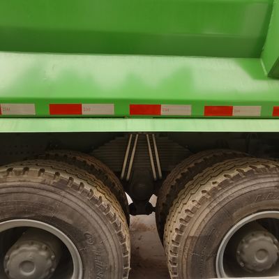 Power-Assisted Garbage Truck with Sinotruk Chassis Shacman and Air Conditioner Cab