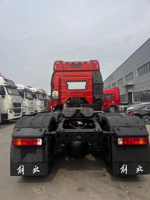 Hydraulic Steering 6X4 Heavy Duty Tractor Towing Truck with and Power Assistance Steering
