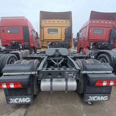 Manual Transmission Shacman Cargo Truck with Tyre in and Euro 5 Emission Standard