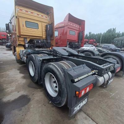 Manual Transmission Shacman Cargo Truck with Tyre in and Euro 5 Emission Standard