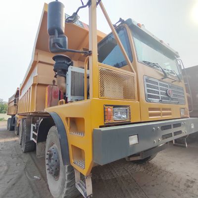 Manual Transmission Heavy Duty Dumper on Sinotruk Chassis with Power Assisted Steering