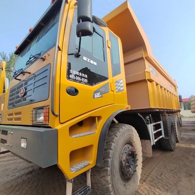Sinotruck Rhd Right Hand Driving LHD 6X4 100t Loading Dump Truck Tipper Truck for ≤5 Seats