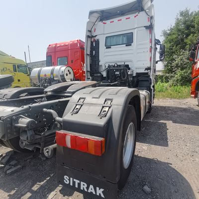 Customized Request Heavy Duty HOWO H7 Towing Tractor Truck with 400HP 6.8x2.5x3.8m