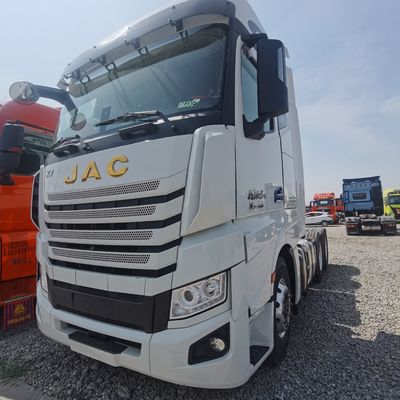 Dongfeng Shacman 7 Tons Trailer Hitch with 400L Fuel Tank and Automatic Transmission Type