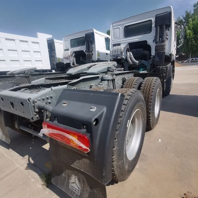 Tubeless Tire Design Air Ride Suspension Tractor Truck for Heavy Duty Towing and Dumping