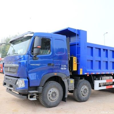 Sinotruk HOWO T7h Heavy Card 440 HP Tracor Truck with 6 Months After-sales Service