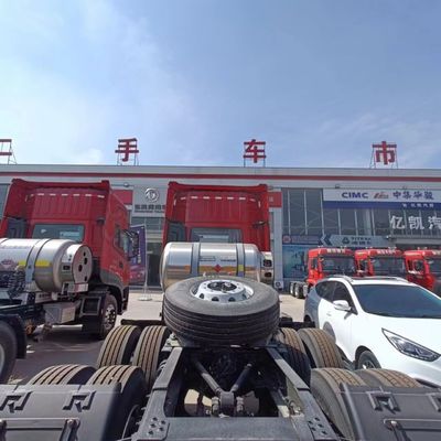 Dragon Country's Best Choice Red 520 Dongfeng Fenglong Truck Tianlong Qing Six