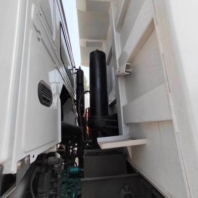 6 Months After-sales Service Sinotruk HOWO 10 Tires 10 Wheels 6X4 Dumper Transport Truck
