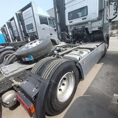 Yellow River X7 570 National VI Diesel Engine Tractor Truck with Load Capacity＞50t