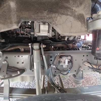 10 Wheeler Tractor Trucks and Transport Trucks with Package Gross Weight 7500.000kg