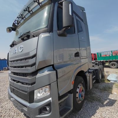 JAC 540 Heavy Truck 560HP 6X4 Tractor with Air Suspension Seat and Hydraulic Steering