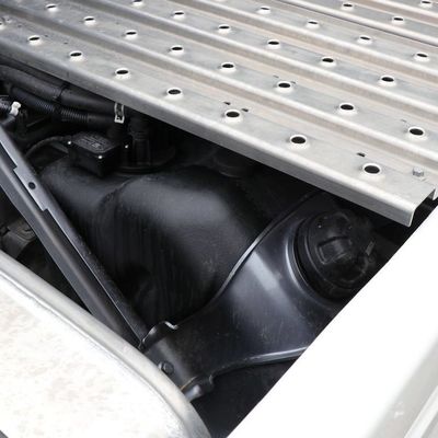 Power-Assisted Hydraulic Steering Fuel- FAW Heavy Truck with Large Tank
