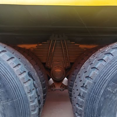 Sinotruck Heavy Duty Hauler Truck 6X4 Industrial Transport Vehicle for 11m*2.55m*3.45m